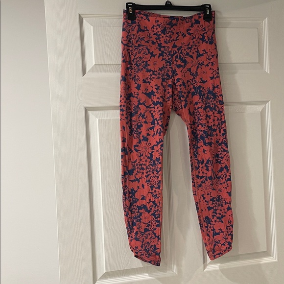 Floral Pink and Blue Leggings - Picture 1 of 3